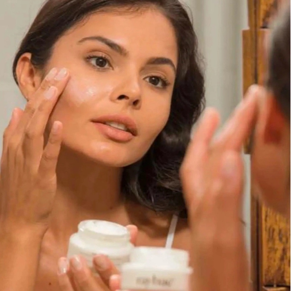 Luxury Raybae Deep Water Night Cream 2 oz - New in Box! SOLD OUT IN MANY STORES - Picture 9 of 9
